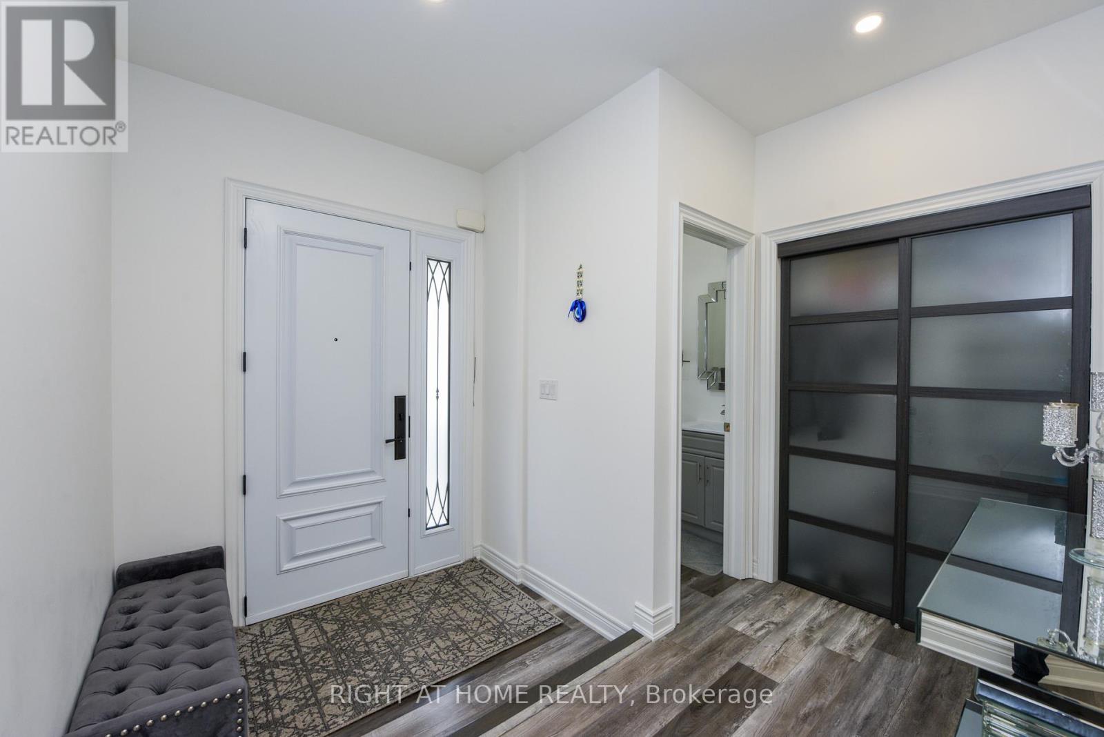 41 Darren Road, Brampton, Ontario  L6P 1Z5 - Photo 3 - W12187613