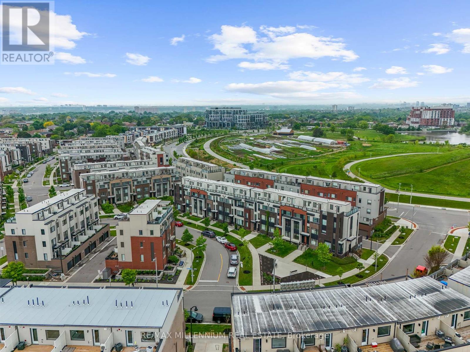 46 Sarah Jackson Crescent, Toronto (Downsview-Roding-Cfb), Ontario  M3K 2B8 - Photo 31 - W12187617