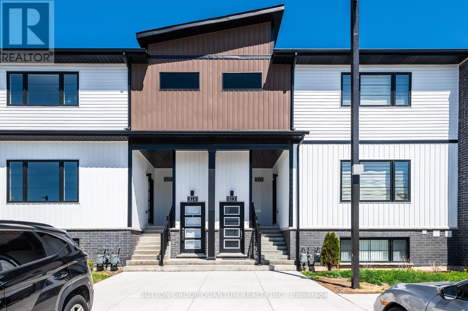 Property at 813 - 4263 FOURTH AVENUE image 1