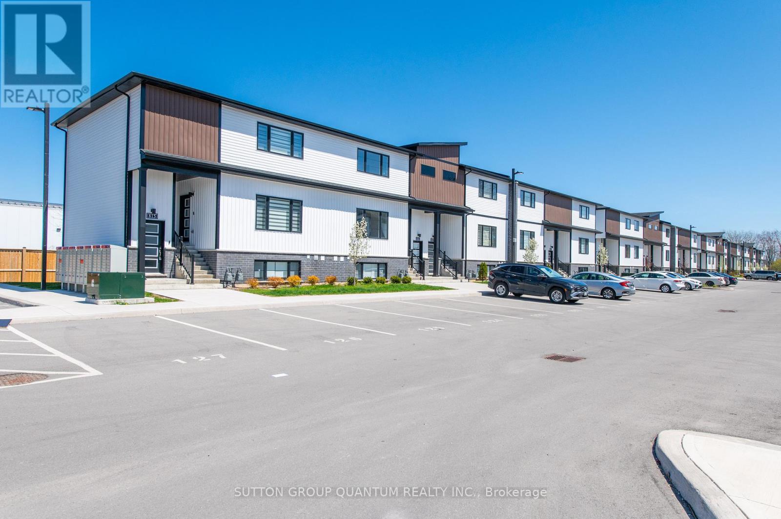 Property at 813 - 4263 FOURTH AVENUE image 3