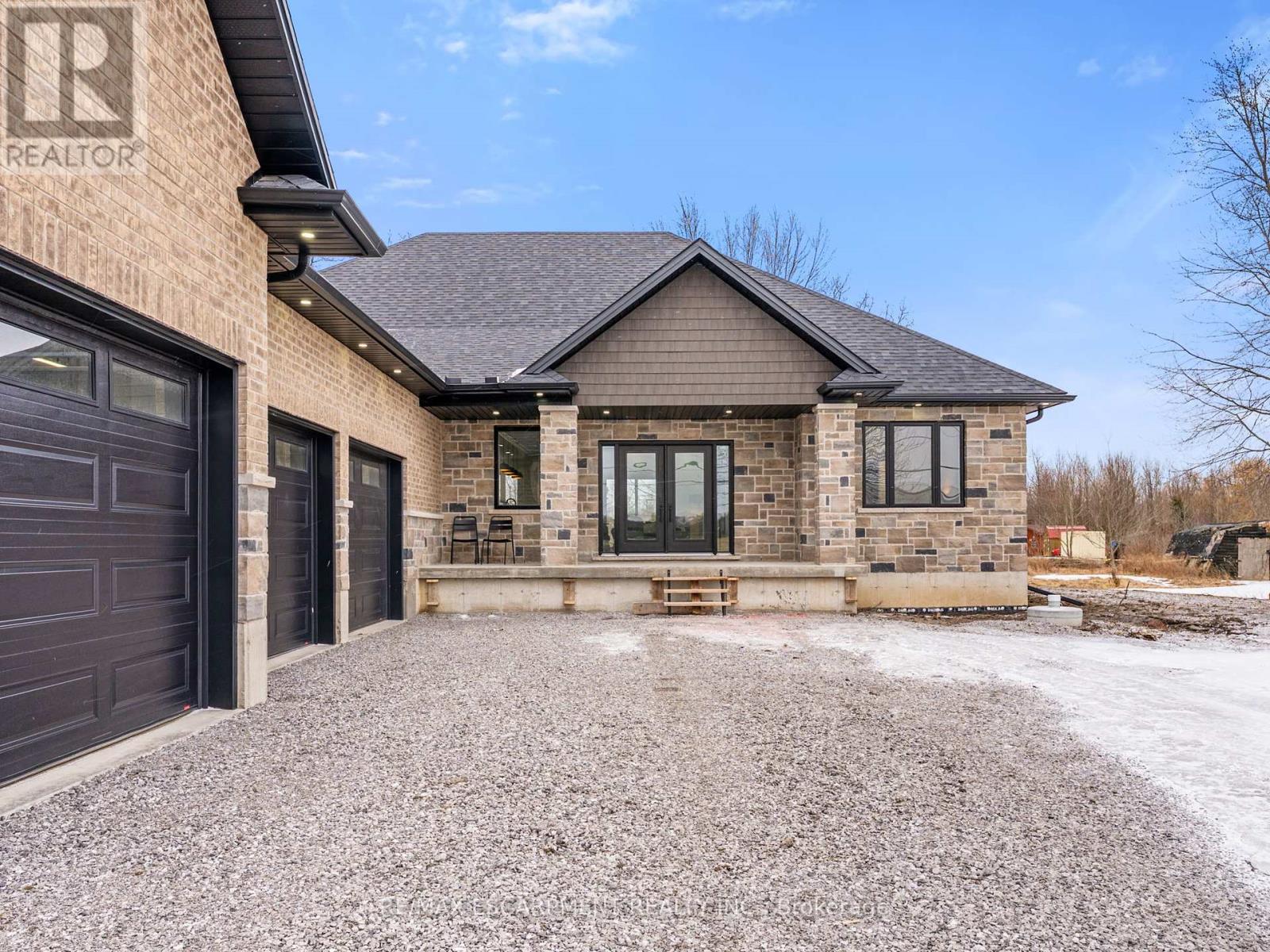 804 South Coast Drive, Haldimand, Ontario  N0A 1L0 - Photo 4 - X12187624