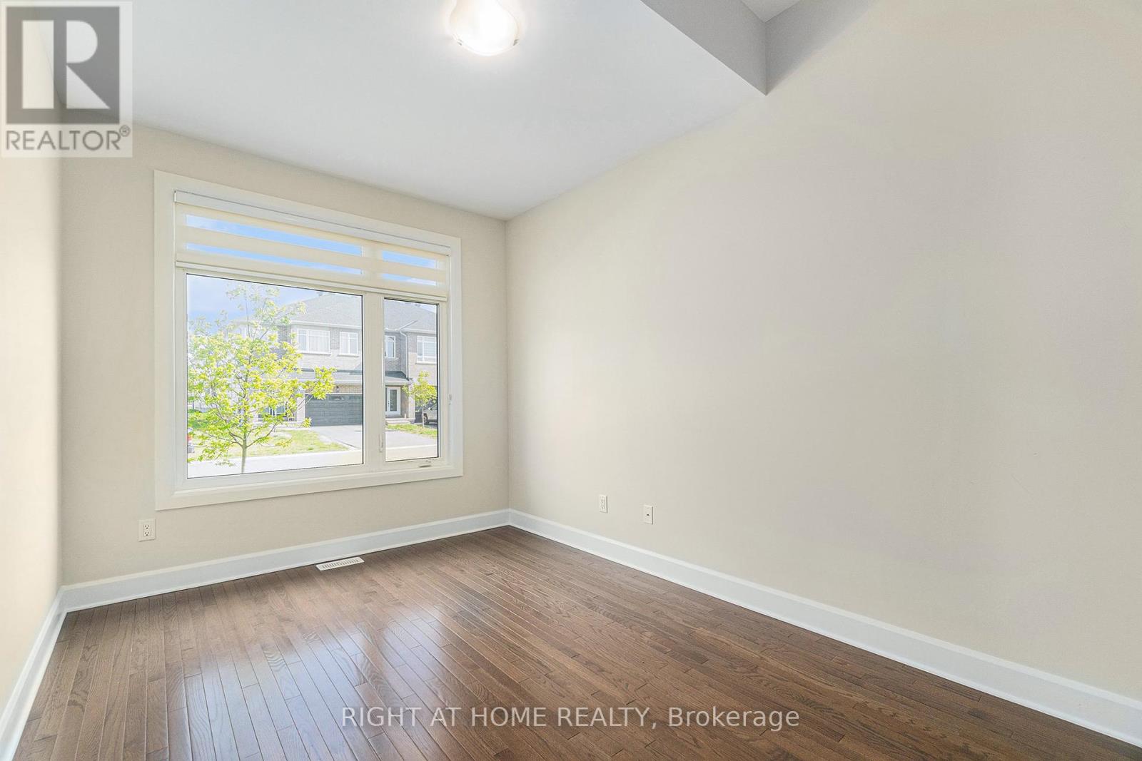 51 Robertson Lane, Carleton Place, Ontario  K7C 0R5 - Photo 4 - X12187623