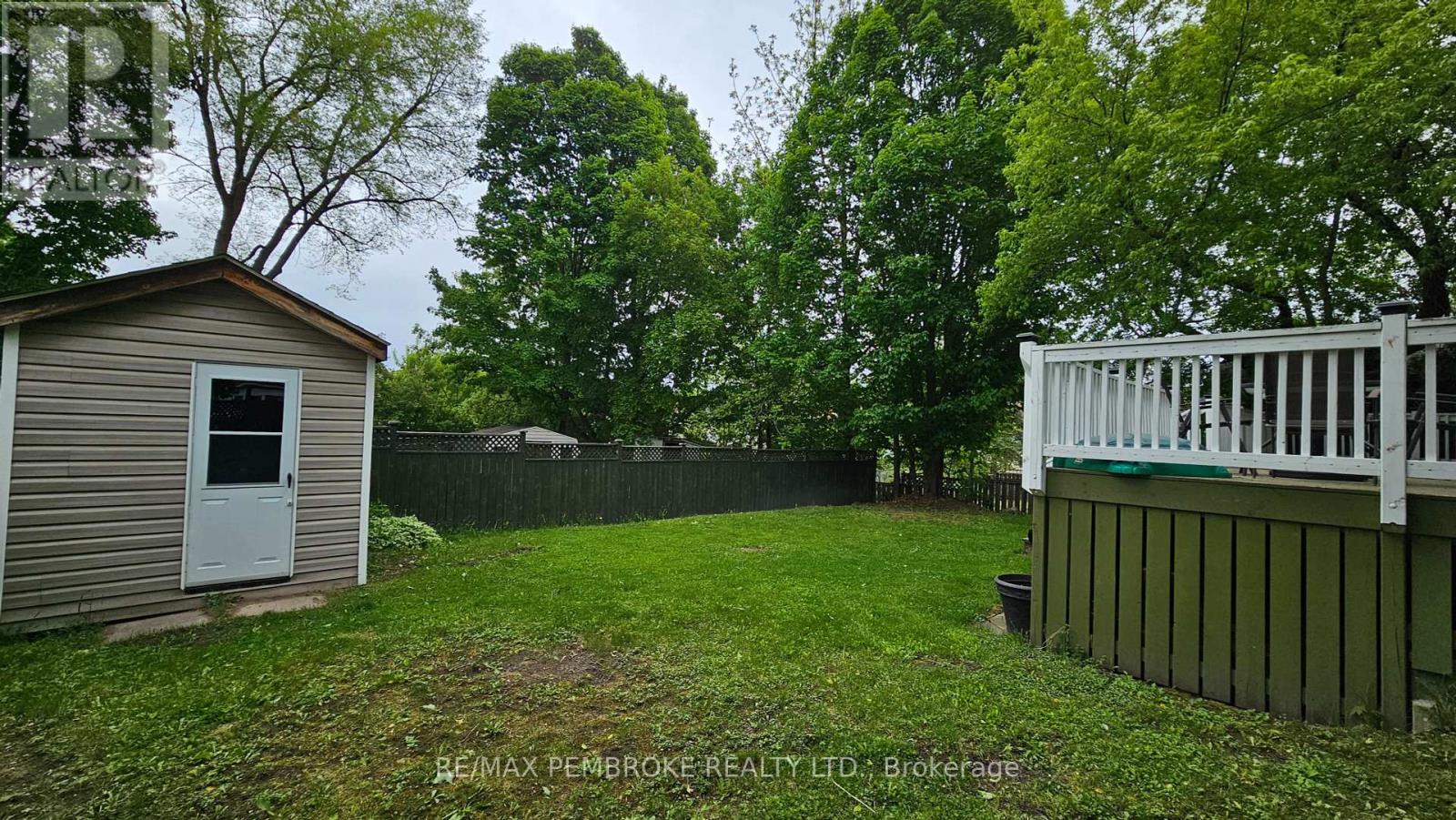181 Hunter Street, Pembroke, Ontario  K8A 2N8 - Photo 39 - X12091757