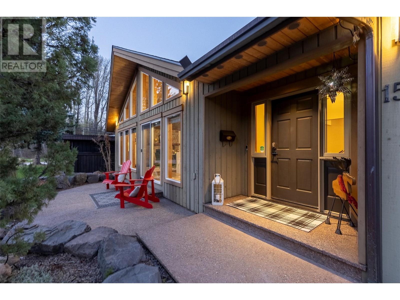 1562 12TH Avenue, Fernie, BC V0B1M0