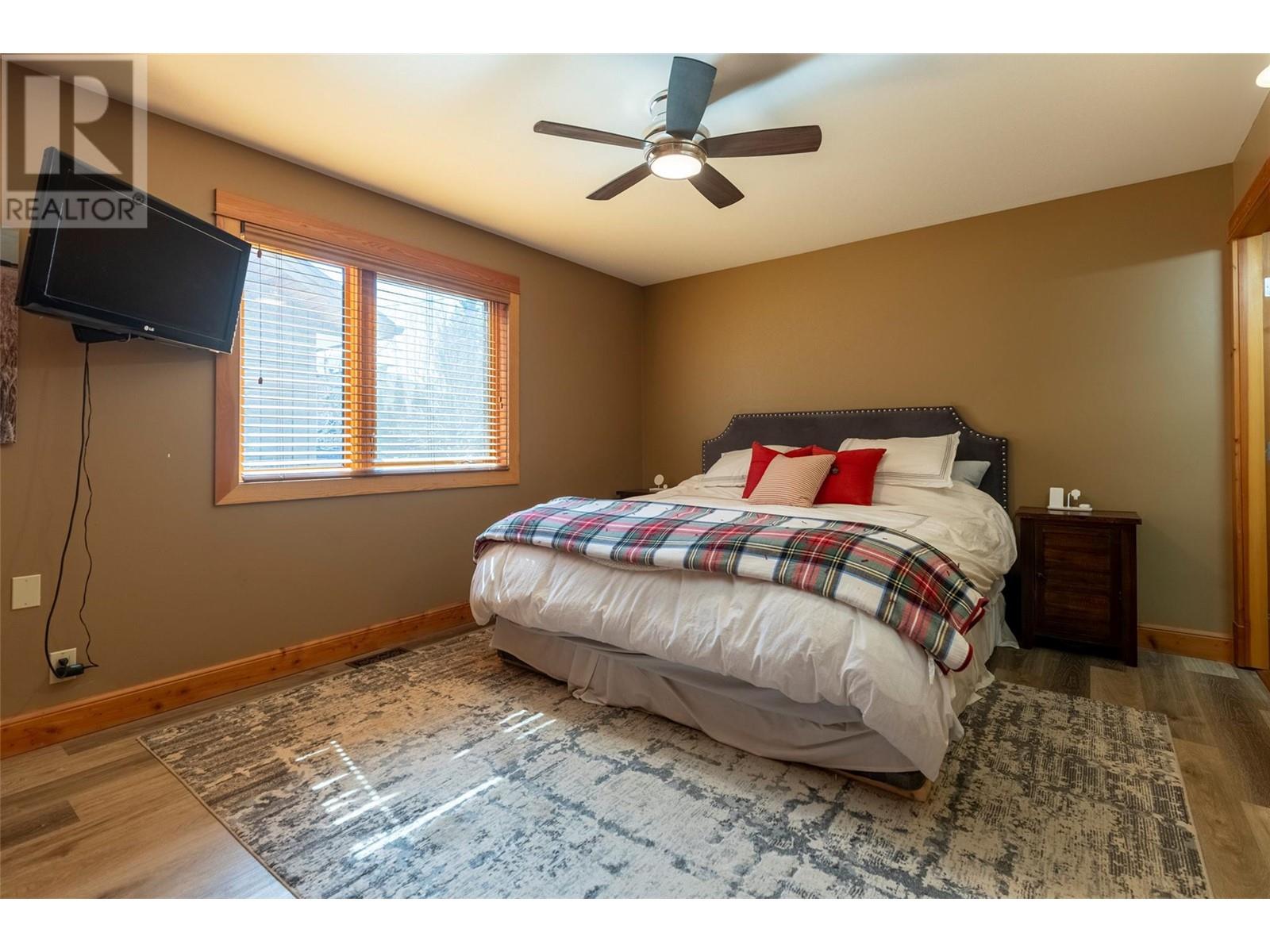 1562 12TH Avenue, Fernie, BC V0B1M0