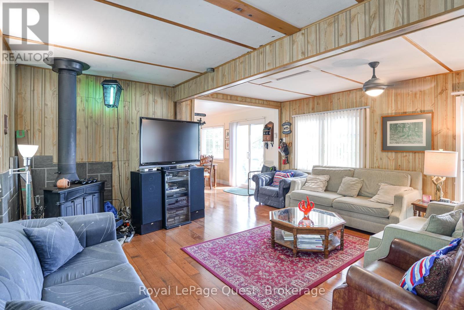 1 Island 4sr, Gravenhurst, Ontario  P0E 1G0 - Photo 19 - X12187655