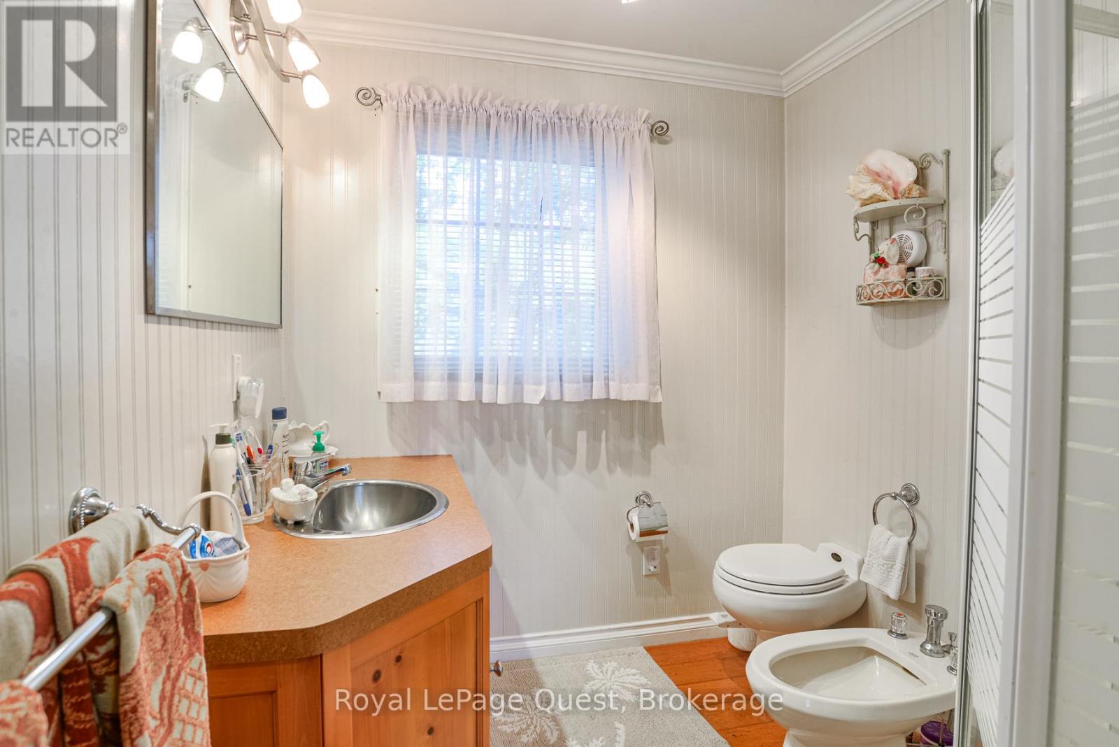1 Island 4sr, Gravenhurst, Ontario  P0E 1G0 - Photo 24 - X12187655