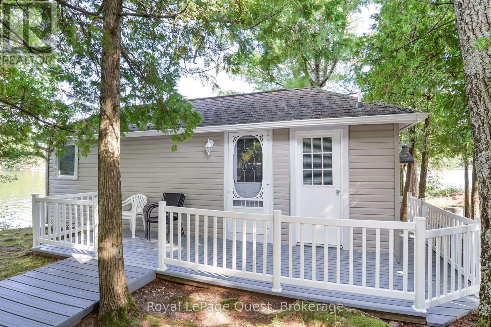 1 Island 4sr, Gravenhurst, Ontario  P0E 1G0 - Photo 27 - X12187655