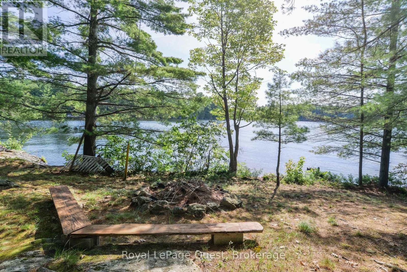 1 Island 4sr, Gravenhurst, Ontario  P0E 1G0 - Photo 30 - X12187655