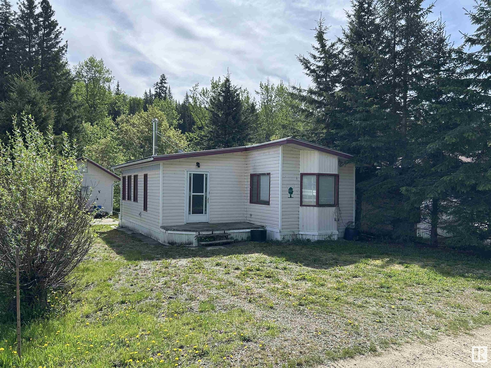 147 Cedar Glen, Rural Brazeau County, Alberta  T0C 1W0 - Photo 1 - E4439802