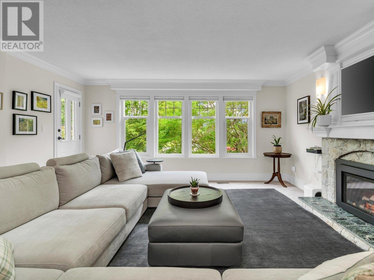 10360 ANAHIM DRIVE, Richmond, British Columbia