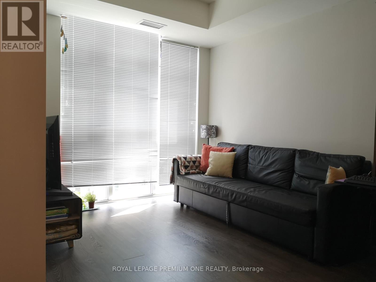 1718 - 1718-75 East Liberty St Street, Toronto (Niagara), Ontario  M6K 3R3 - Photo 8 - C12187637