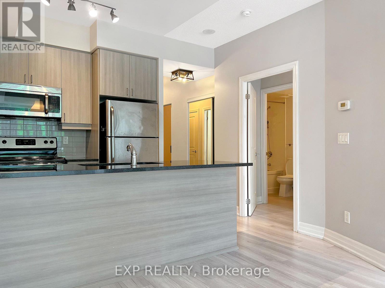 609 - 8130 Birchmount Road, Markham, Ontario  L6G 0E4 - Photo 6 - N12187640