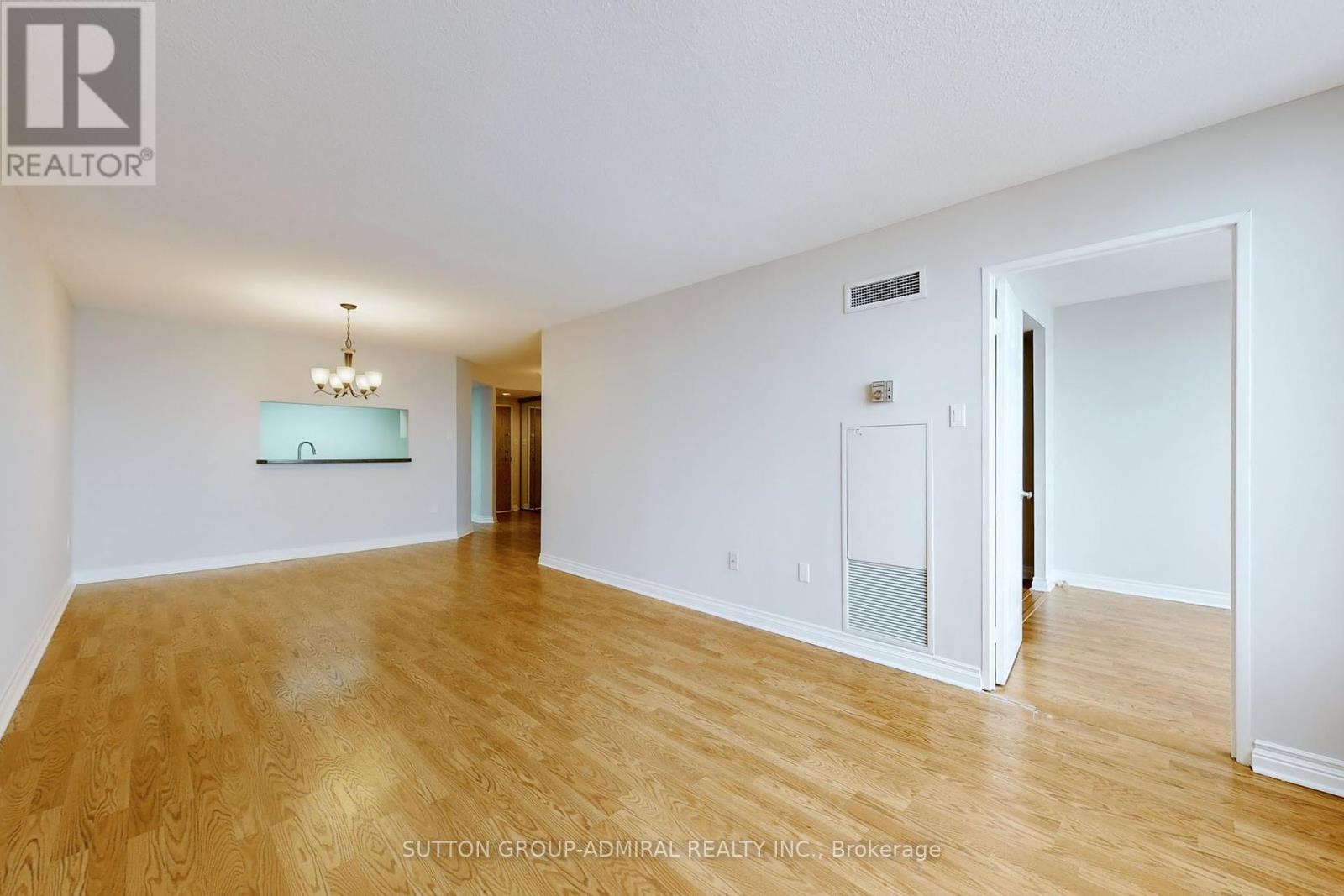 1107 - 7601 Bathurst Street, Vaughan (Crestwood-Springfarm-Yorkhill), Ontario  L4J 4H5 - Photo 6 - N12187661