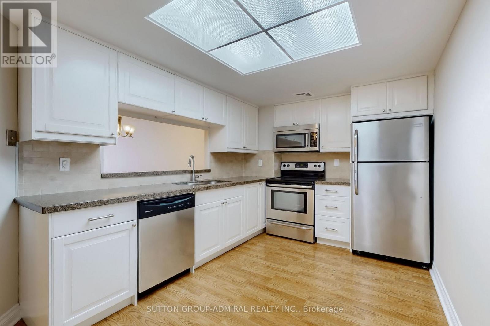 1107 - 7601 Bathurst Street, Vaughan, Ontario  L4J 4H5 - Photo 7 - N12187661