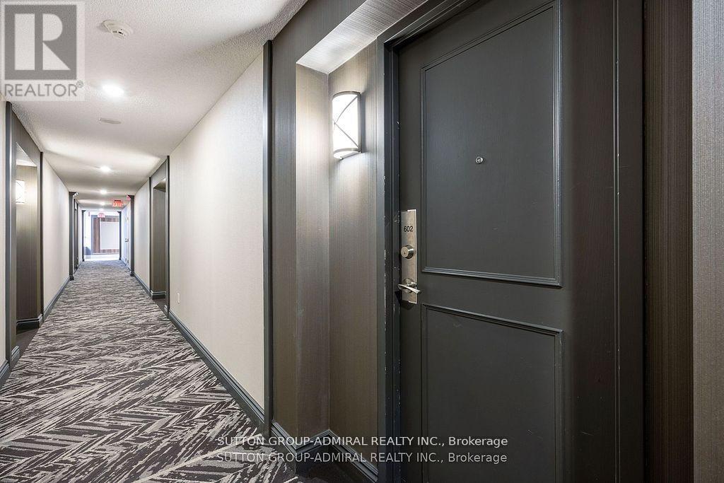 602 - 11 Townsgate Drive, Vaughan, Ontario  L4J 8G4 - Photo 30 - N12187662