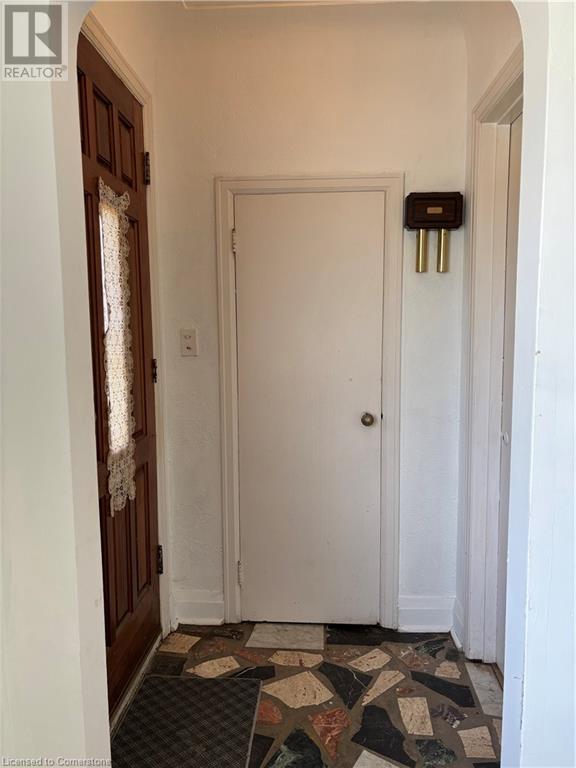 521 Mary Street, Hamilton, Ontario  L8L 4X6 - Photo 7 - 40733485