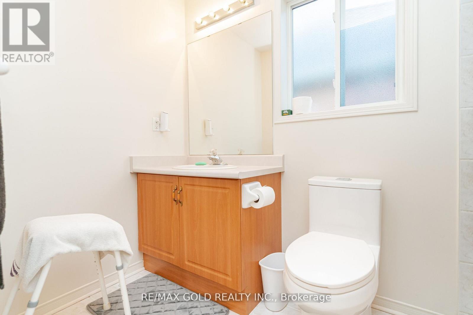 21 Poplar Plains Road, Brampton (Fletcher's Meadow), Ontario  L7A 1Z5 - Photo 26 - W12187635
