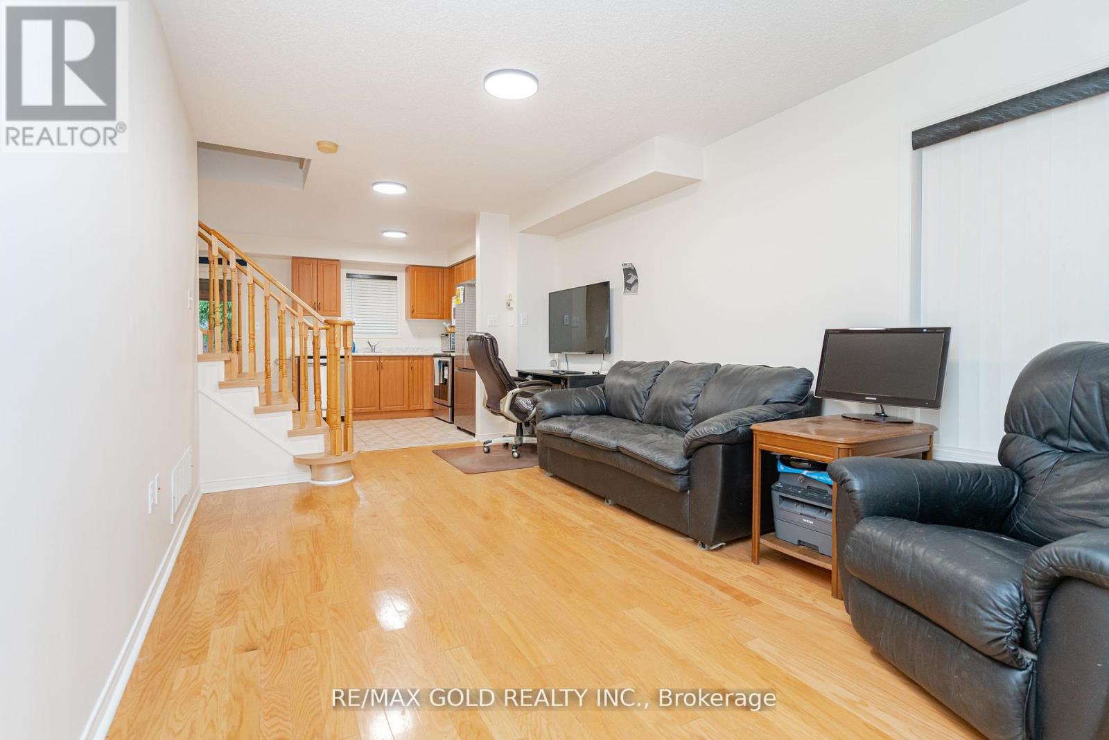 21 Poplar Plains Road, Brampton, Ontario  L7A 1Z5 - Photo 8 - W12187635