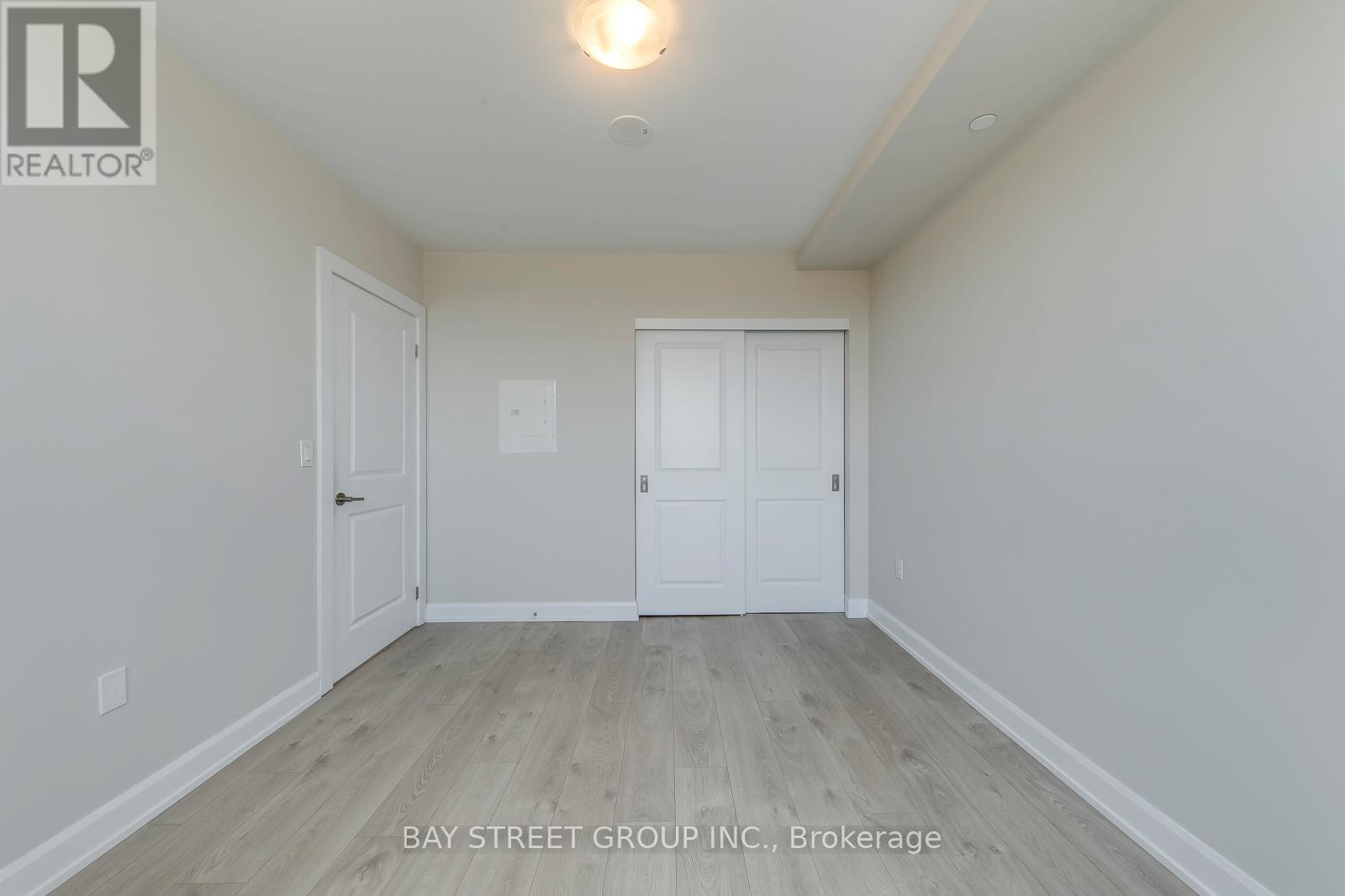 1006 - 3200 William Coltson Avenue, Oakville, Ontario  L6H 7W6 - Photo 26 - W12187646