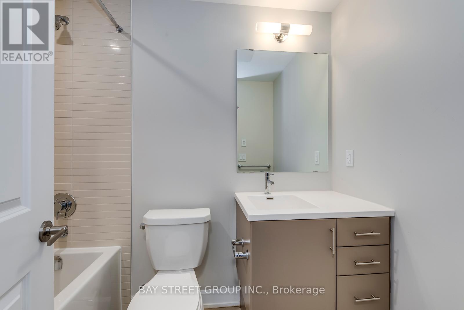 1006 - 3200 William Coltson Avenue, Oakville, Ontario  L6H 7W6 - Photo 27 - W12187646