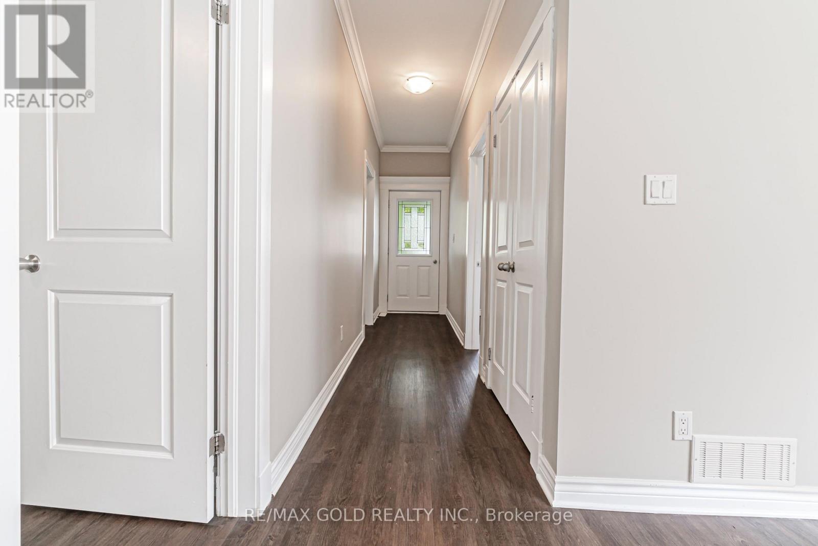 14 Wyatt Street, London North, Ontario  N6H 1A7 - Photo 14 - X12187644