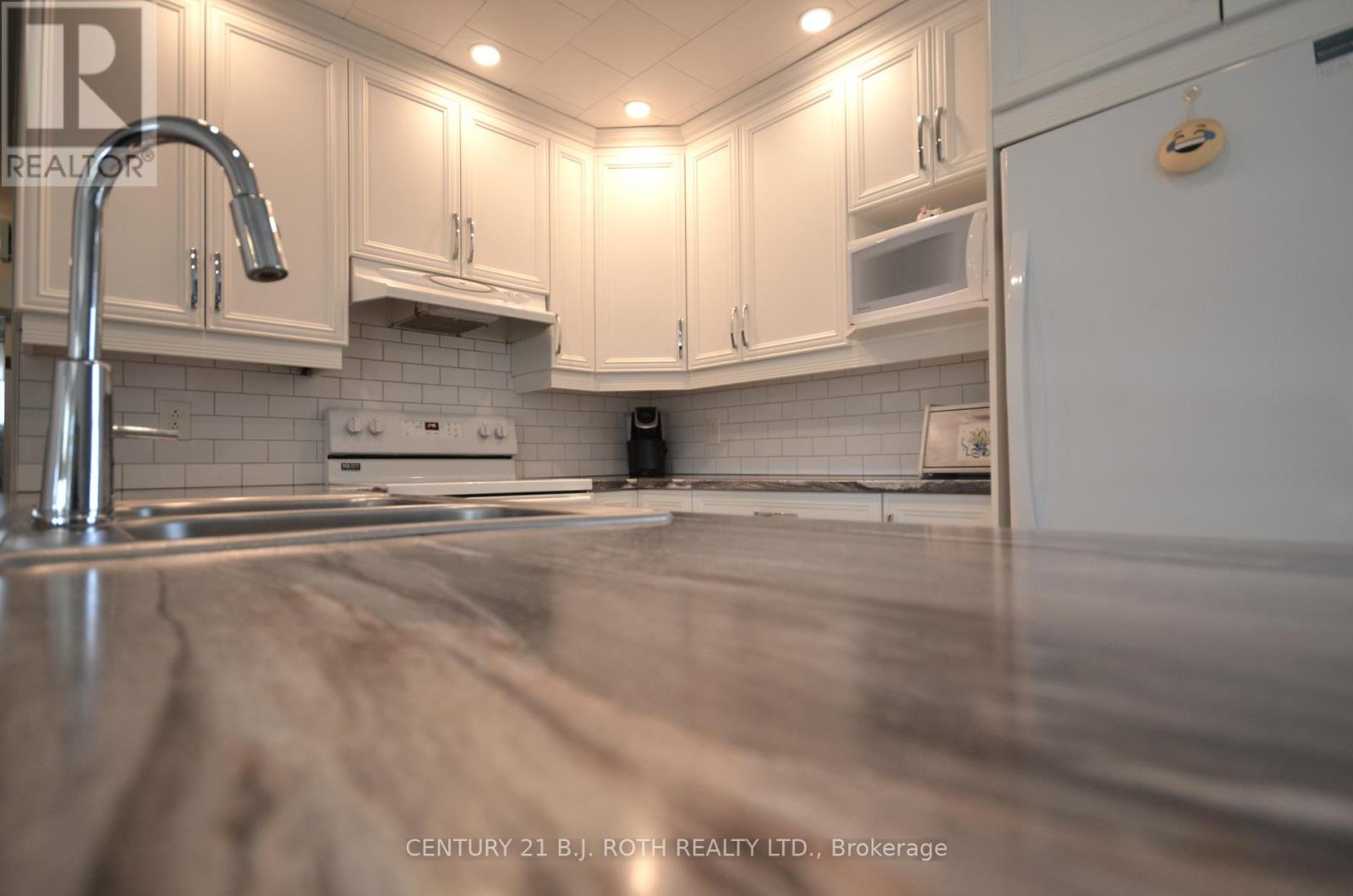 11704 64 Highway, West Nipissing, Ontario  P0H 2M0 - Photo 12 - X12187652