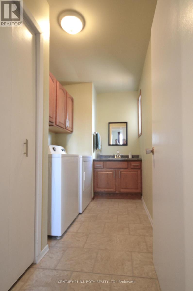 11704 64 Highway, West Nipissing, Ontario  P0H 2M0 - Photo 16 - X12187652