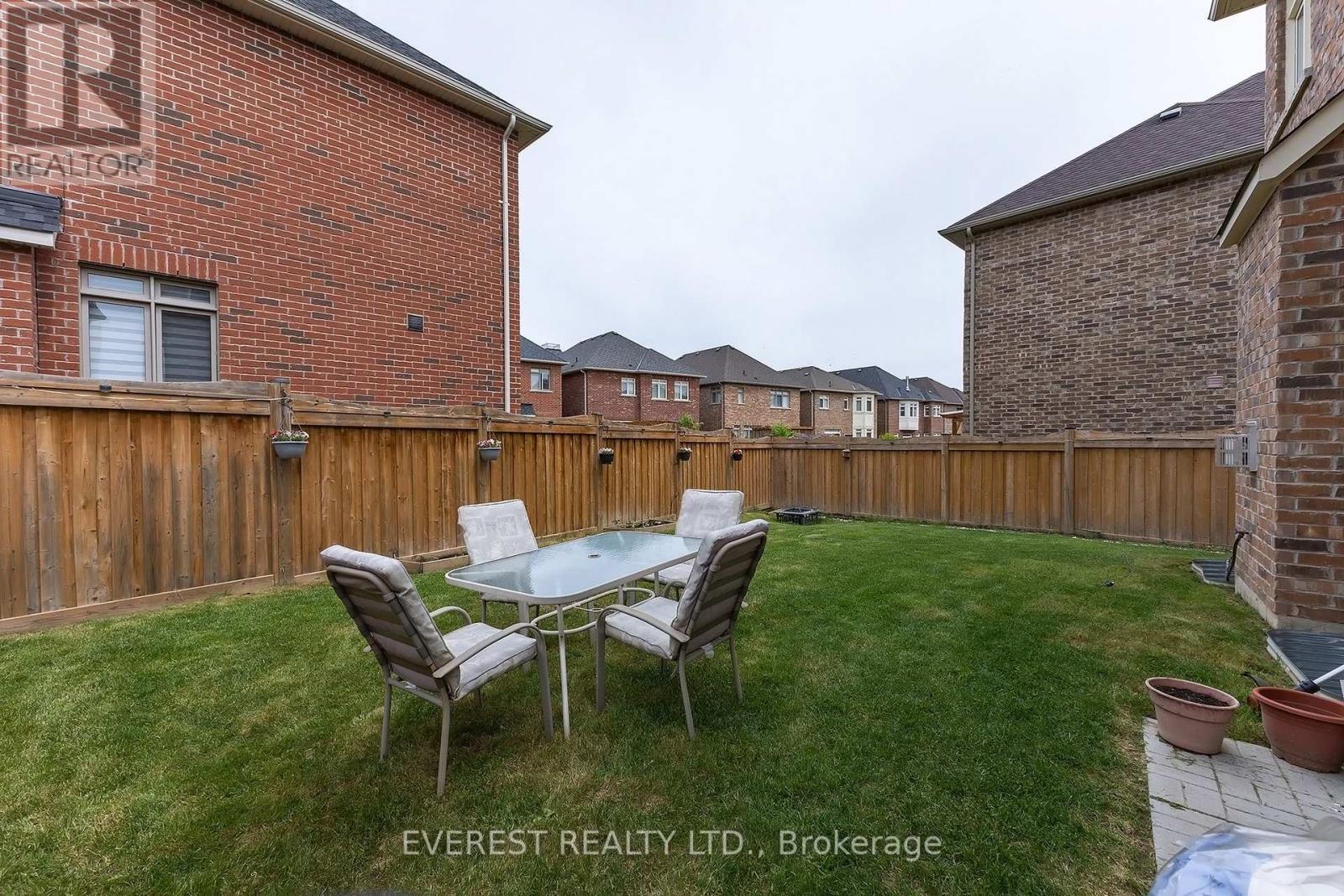 17 Elysian Field Circle E, Brampton (Bram West), Ontario  L6Y 6E9 - Photo 44 - W12176540