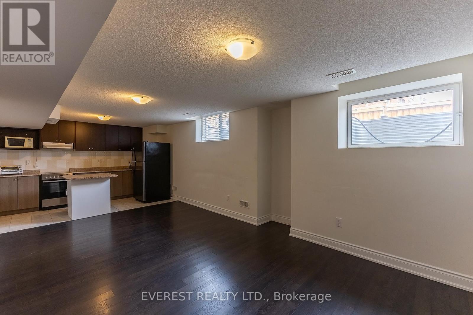 17 Elysian Field Circle E, Brampton (Bram West), Ontario  L6Y 6E9 - Photo 36 - W12176540