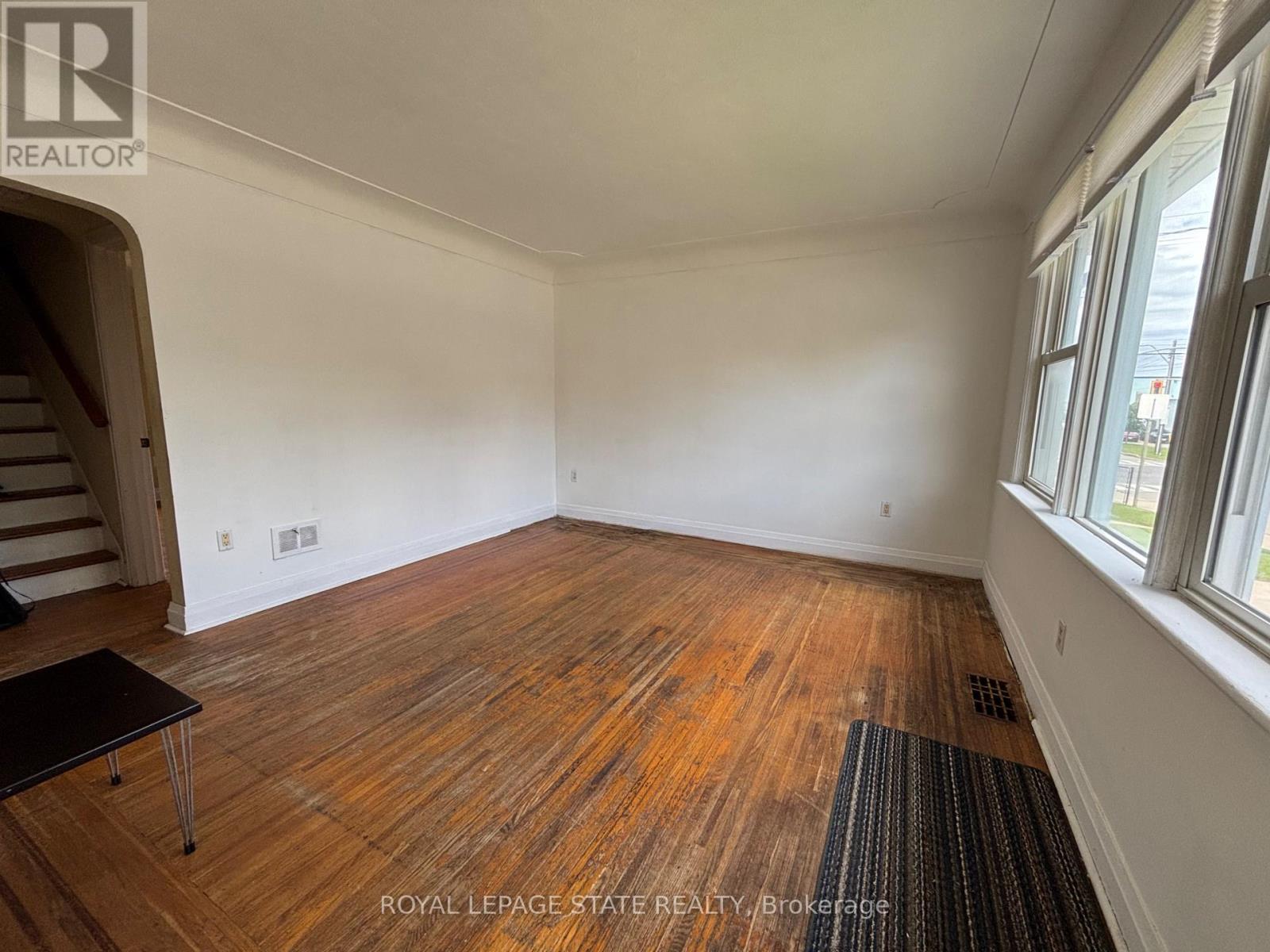 521 Mary Street, Hamilton (North End), Ontario  L8L 4X6 - Photo 8 - X12172828