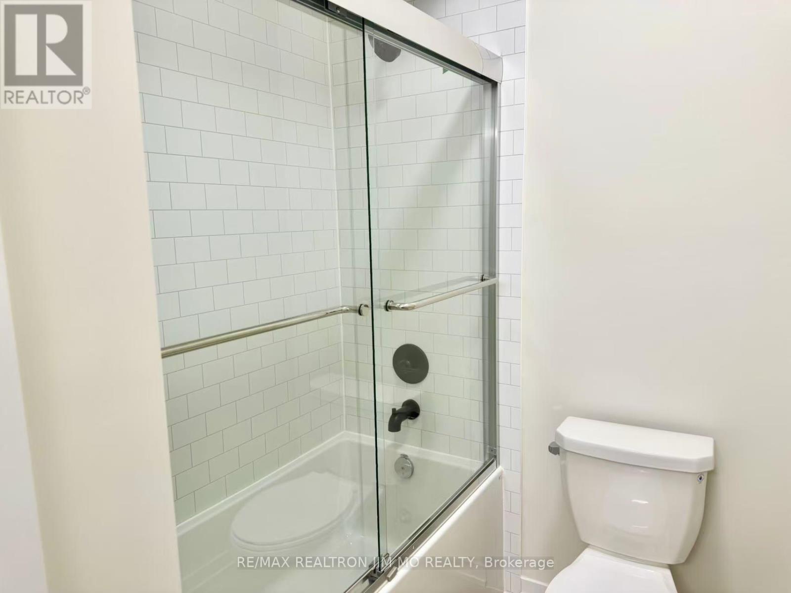 109 Matawin Lane, Richmond Hill, Ontario  L4B 0H7 - Photo 8 - N12187670