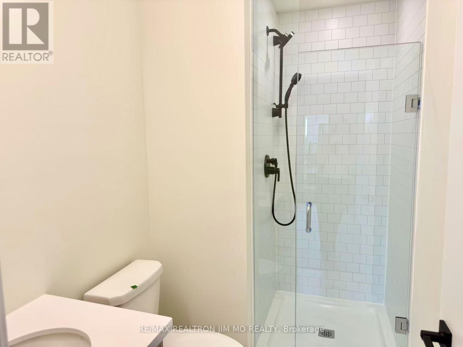 109 Matawin Lane, Richmond Hill, Ontario  L4B 0H7 - Photo 9 - N12187670