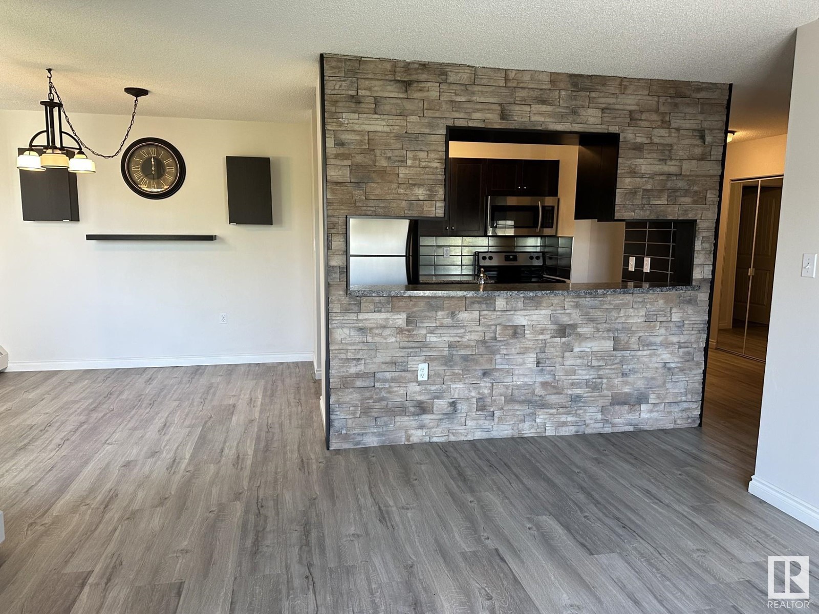 #446 10636 120 St Nw, Edmonton, Alberta  T5H 4L5 - Photo 14 - E4439807