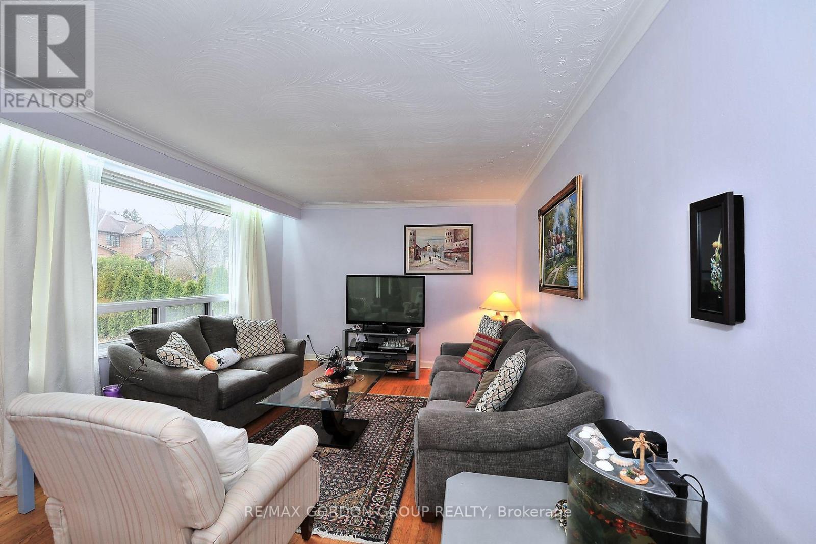 178 Northwood Drive, Toronto, Ontario  M2M 2K3 - Photo 4 - C12174809