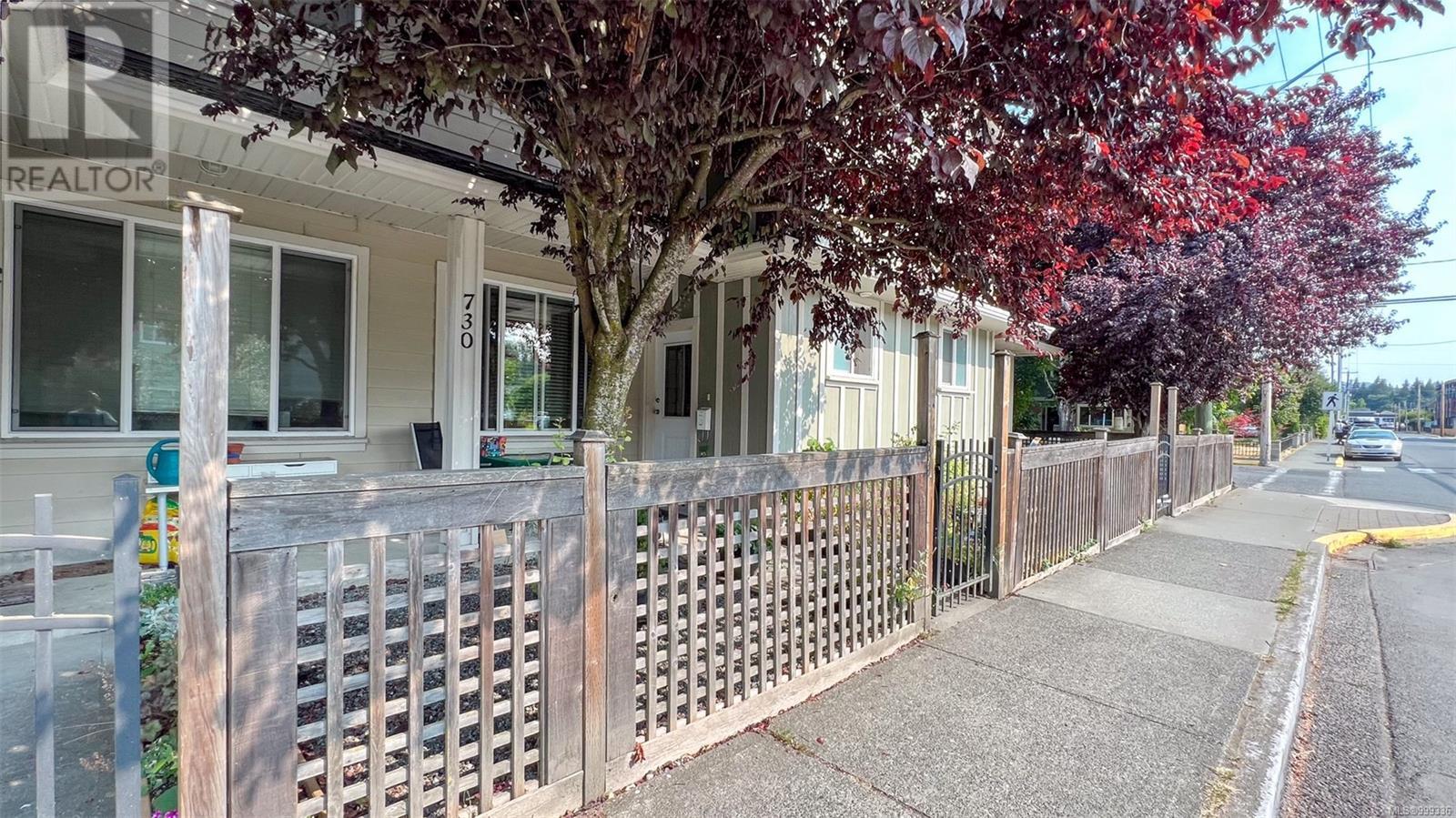 Property at 4 730 Jubilee St image 1