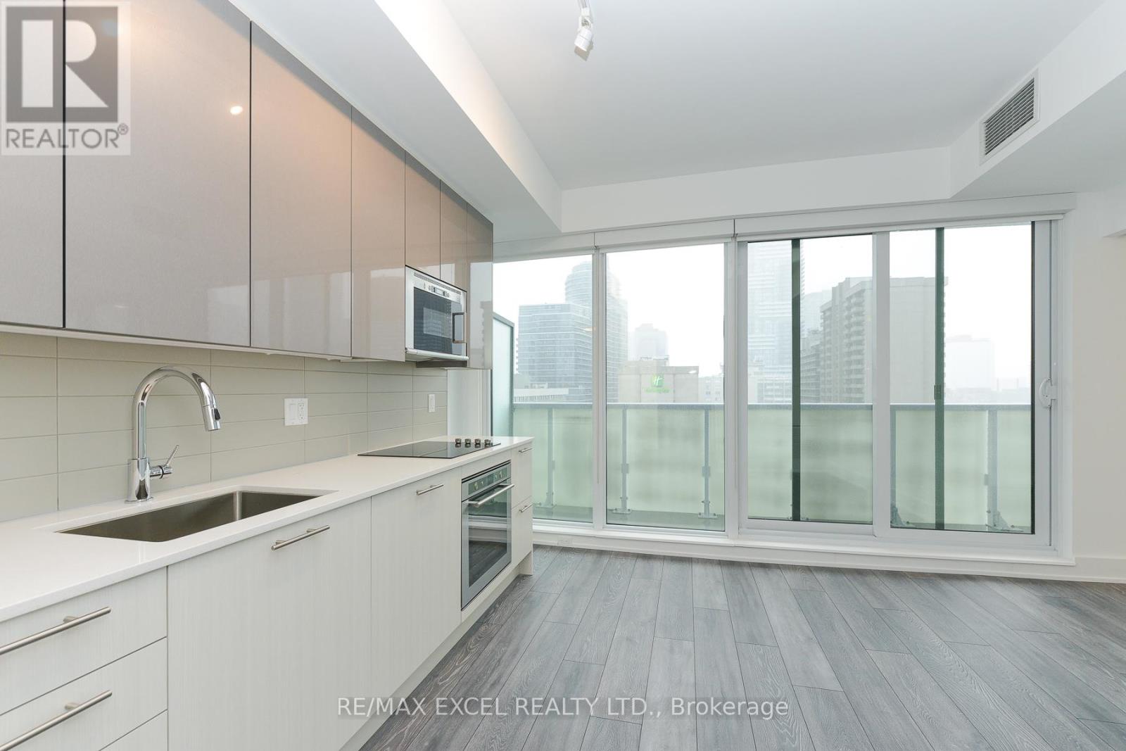 1904 - 403 Church Street, Toronto, Ontario  M4Y 0C9 - Photo 6 - C12187716