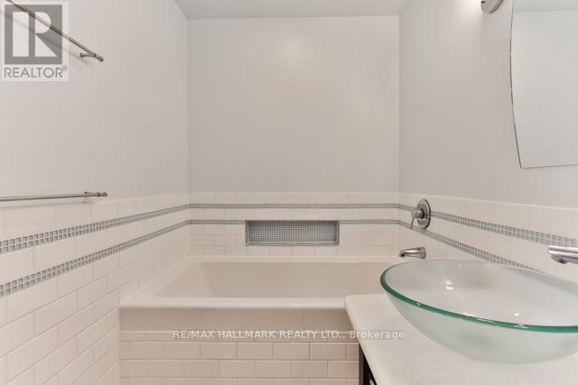 206 - 1a Dale Avenue, Toronto, Ontario  M4W 1K2 - Photo 32 - C12187732