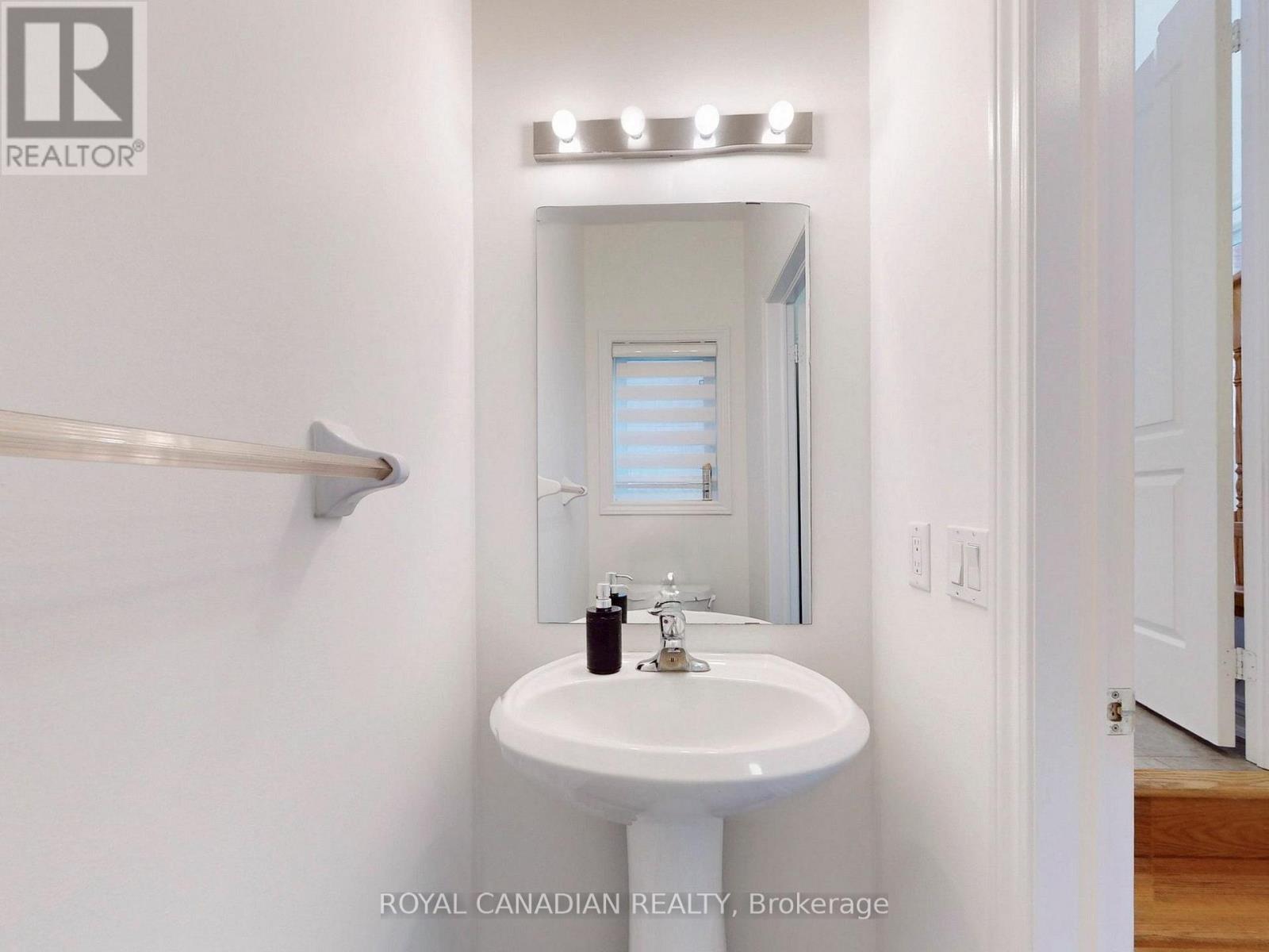 38 Hammersly Boulevard, Markham, Ontario  L6E 0H6 - Photo 15 - N12187727