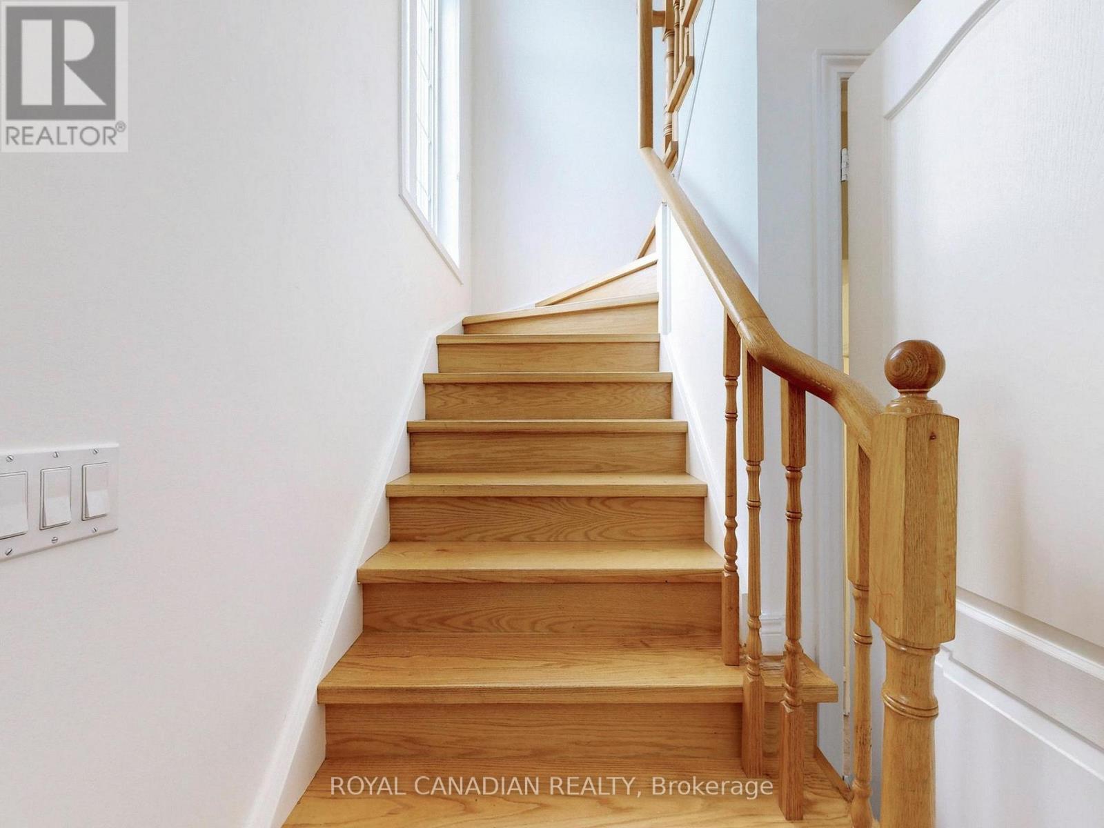38 Hammersly Boulevard, Markham, Ontario  L6E 0H6 - Photo 19 - N12187727