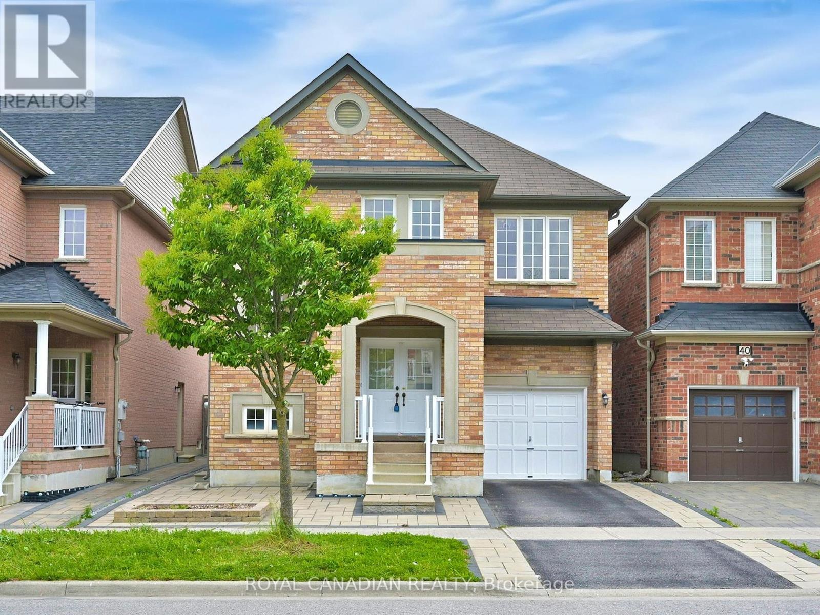 38 Hammersly Boulevard, Markham, Ontario  L6E 0H6 - Photo 2 - N12187727