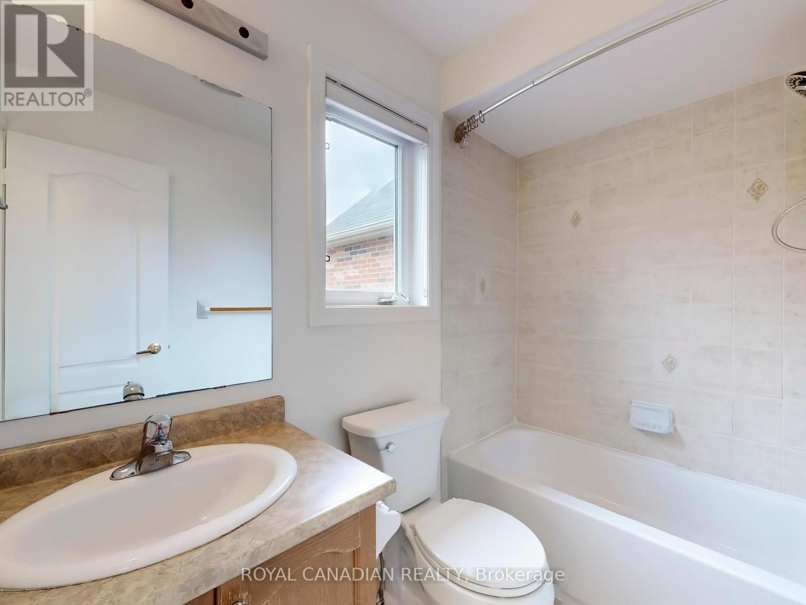 38 Hammersly Boulevard, Markham, Ontario  L6E 0H6 - Photo 25 - N12187727