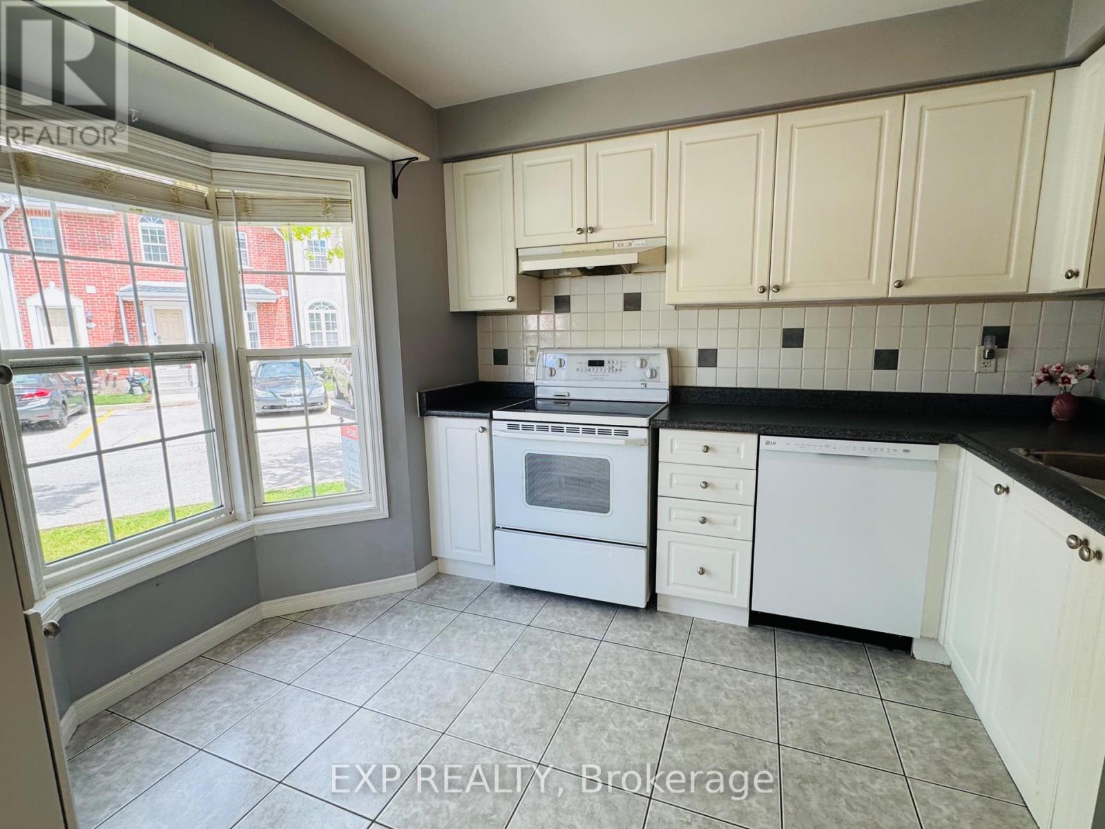 64 - 4200 Kilmer Drive, Burlington, Ontario  L7M 4Y3 - Photo 50 - W12186795