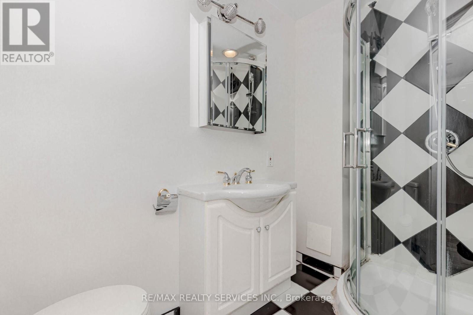 40 Bighorn Crescent, Brampton (Sandringham-Wellington), Ontario  L6R 1G5 - Photo 36 - W12187572