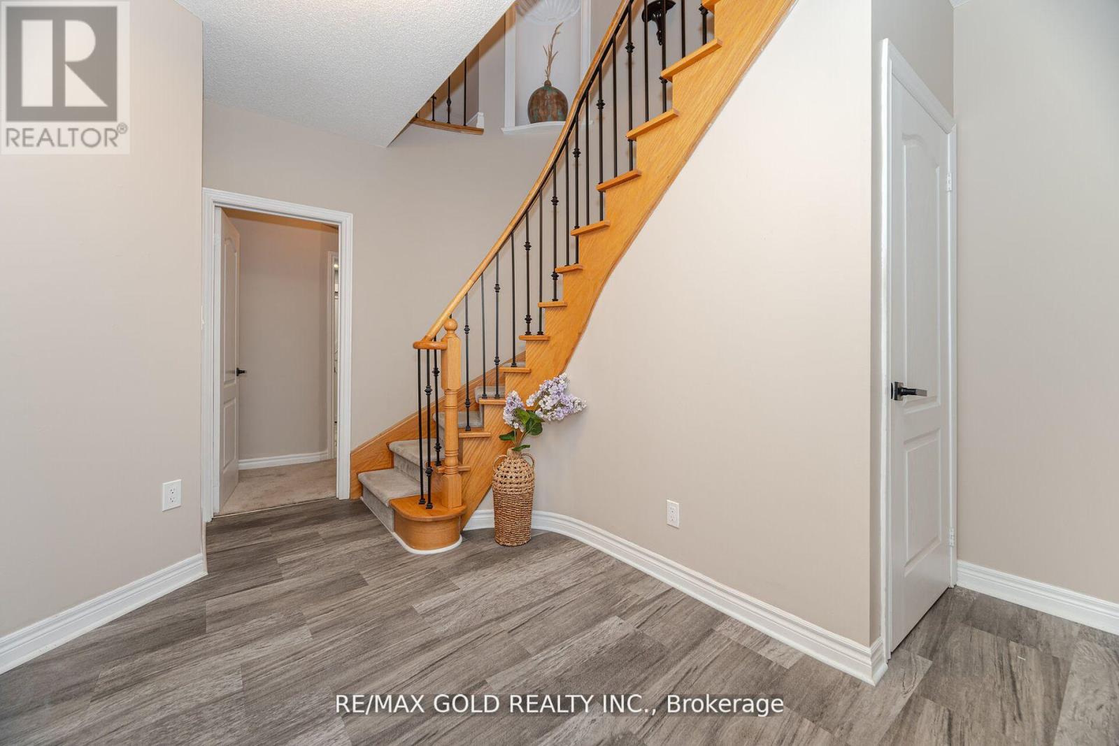 12 Vista View Court, Caledon, Ontario  L7C 1E1 - Photo 35 - W12187696