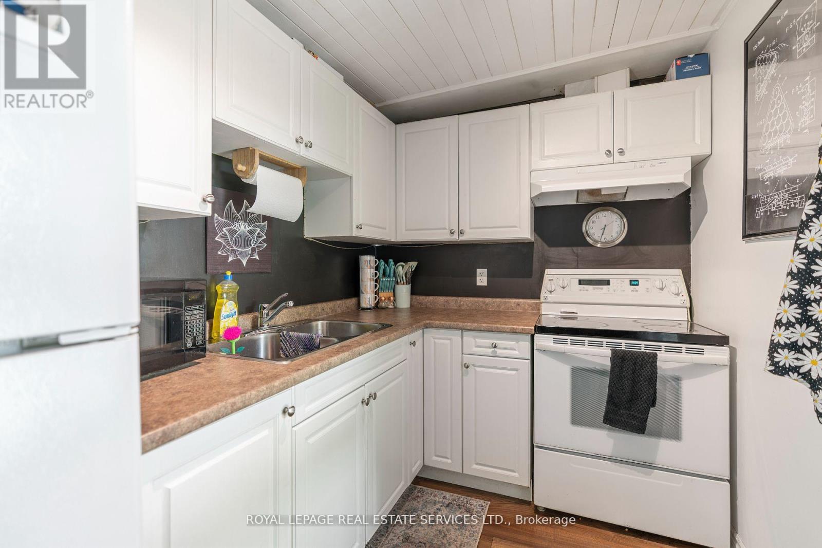 21a - 21 Church Street W, Halton Hills, Ontario  L7J 1K1 - Photo 8 - W12187729