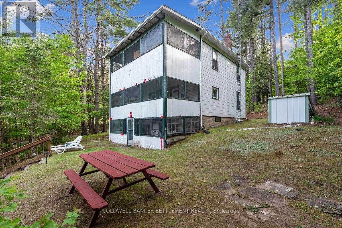 1672 Dalhousie Conc. 8 Concession, Lanark Highlands, Ontario  K0G 1M0 - Photo 3 - X12187739