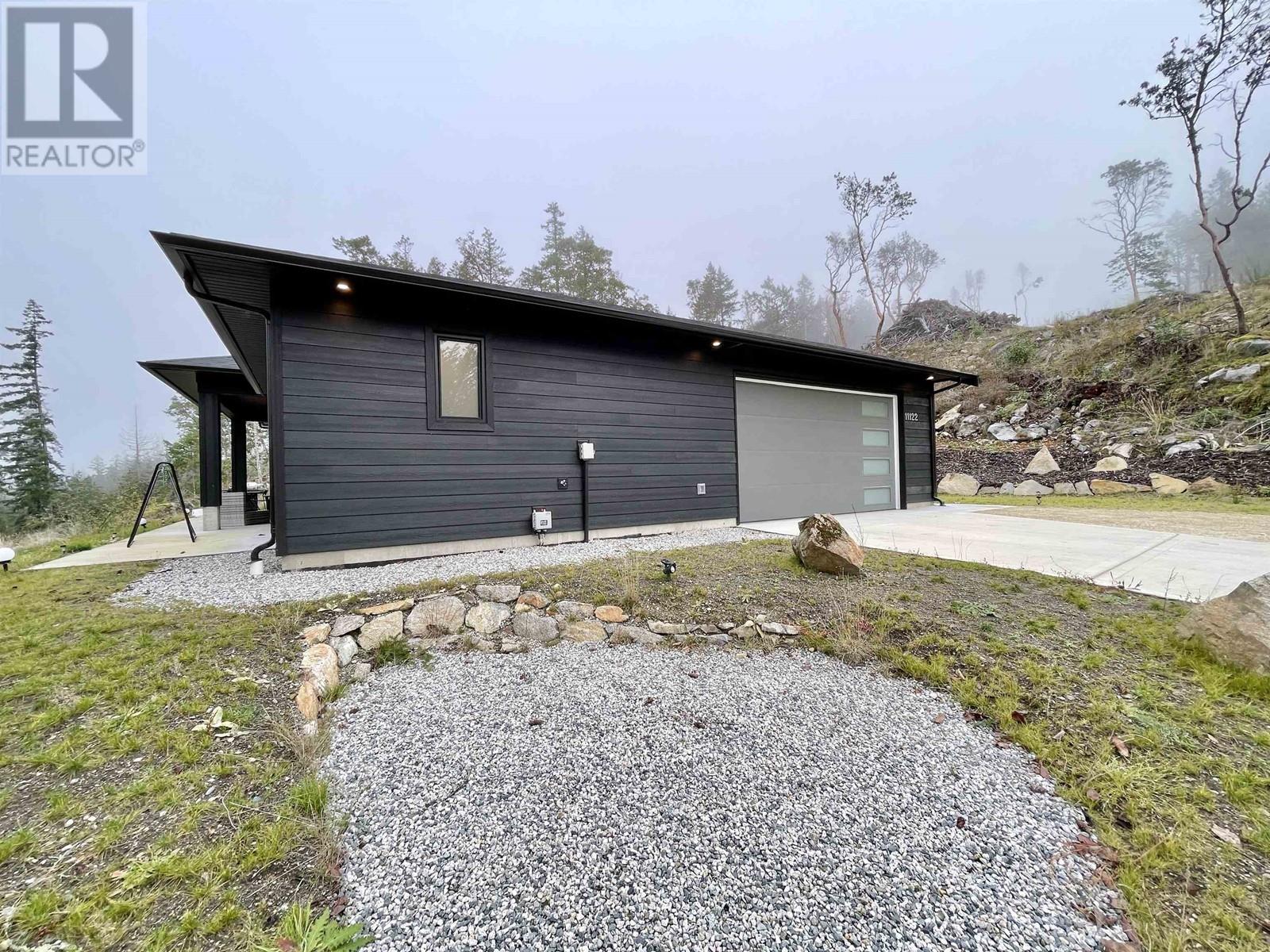 11122 Sunshine Coast Highway, Halfmoon Bay, British Columbia  V7Z 1B9 - Photo 23 - R3009518