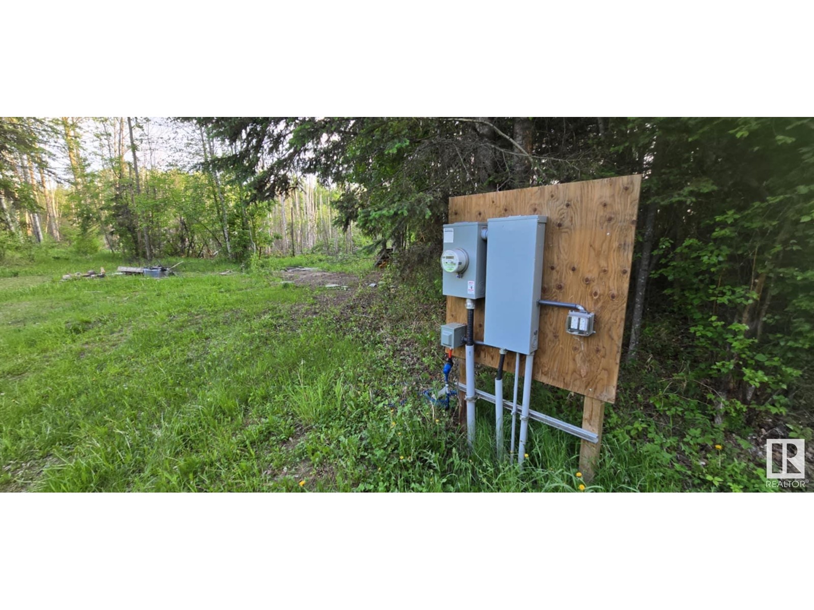 Property at 30 Shadow Lane Est, Skeleton Lake image 3