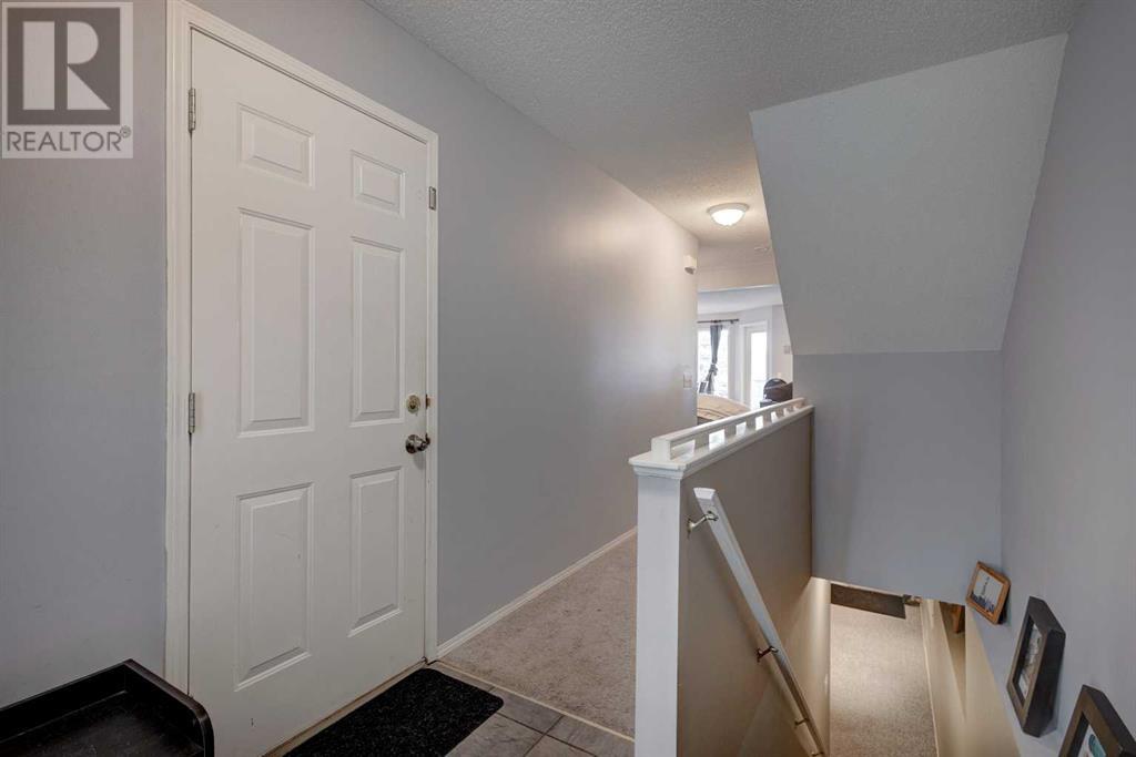 52 Beddington Gardens Ne, Calgary, Alberta  T3K 4N9 - Photo 13 - A2219596